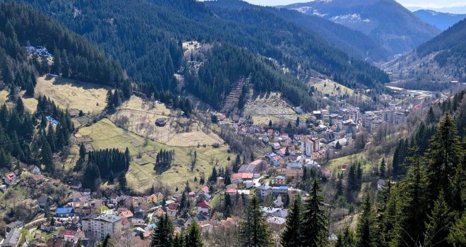 Dosta im je čekanja; 265 roditelja u Varešu traži testiranje djece na teške metale