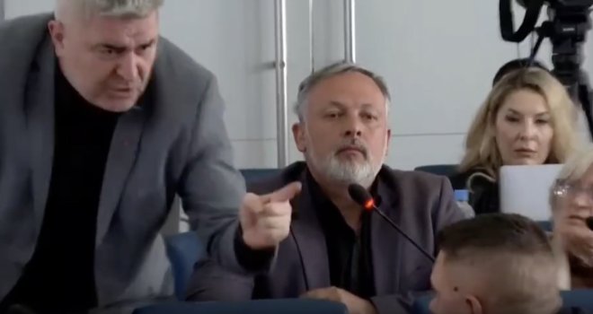 Rasprava na nivou koride, sukobili se Šaljić i Lemezan: 'Šta je, ko si ti ba?!'
