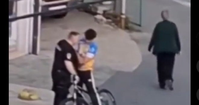 Policajac ošamario maloljetnika u Tuzli! Snimak podigao prašinu: Oglasili se iz MUP-a TK, evo šta kažu...