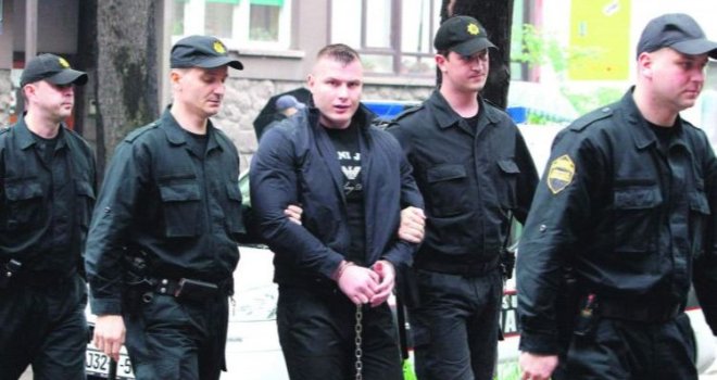Nakon prvobitnog bijega, u Mostaru uhapšen Adnan Šerak: Krio se u žbunju, policiji ga prijavio slučajni prolaznik