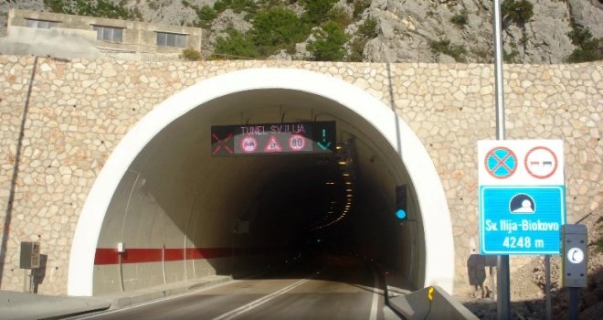 Važna vijest za one koji planiraju ljetovanje u Hrvatskoj: Zatvara se tunel na putu prema Makarskoj rivijeri