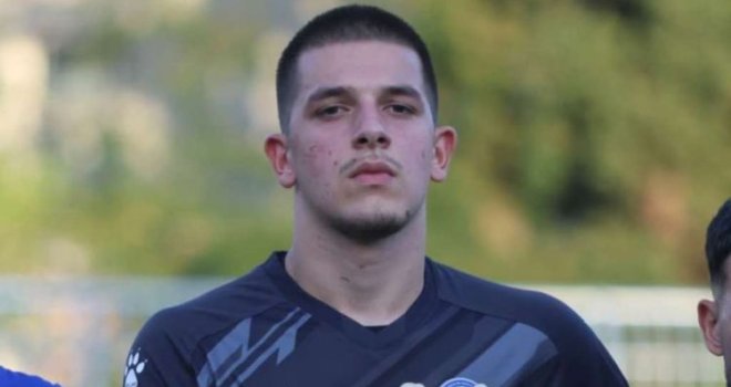 Zbog povrede Osmana Hadžikića mladi golman Mladen Jurkas priključio se pripremama Zmajeva