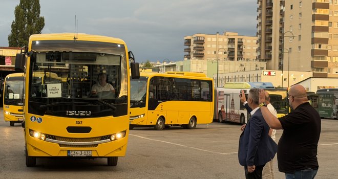 Deset novih minibusa od jutros u javnom prevozu Kantona Sarajevo