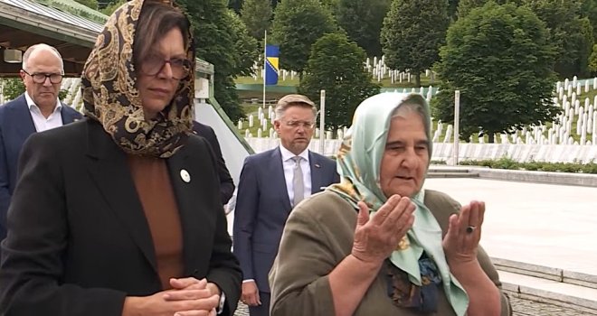 Sa Munirom Subašić u Srebrenici: Hoće li Ilse Aigner biti buduća predsjednica Njemačke?