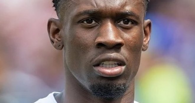 Poništili mu crveni karton, a on se obrukao kao nikad: Ovo je učinak igrača zbog kojeg su Trump i FIFA izigrali pravila