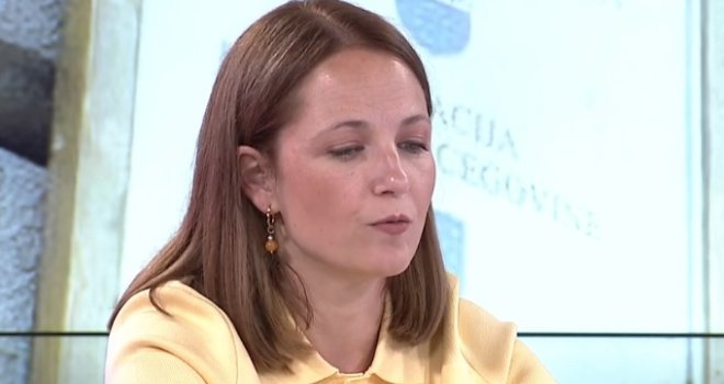 Darja Softić-Kadenić pozvala policijskog komesara i ministra da objasne zabranu točenja alkohola na koncertu Prodigyja