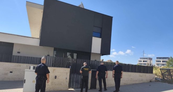 Kad federalni agenti stignu na vrata: Oduzeta stambeno-poslovna zgrada u Sarajevu i luksuzna vila u općini Ravno 