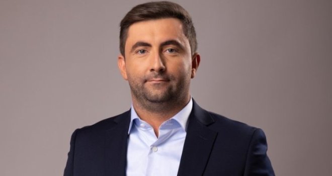 Podržao Vukanovića, pa otjeran iz stranke: Petrović isključen iz SDS-a