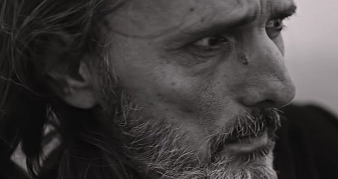 Preminuo Goran Bare: Legendarni frontmen grupe Majke