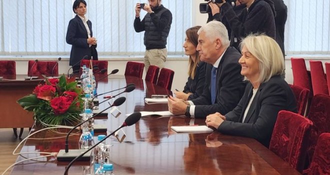 Čović: 'Ostajemo snažni partneri sa SNSD-om'