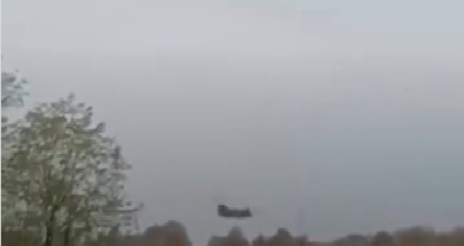 Pojavio se snimak pada EUFOR-ovog helikoptera u Brčkom, okretao se u zraku